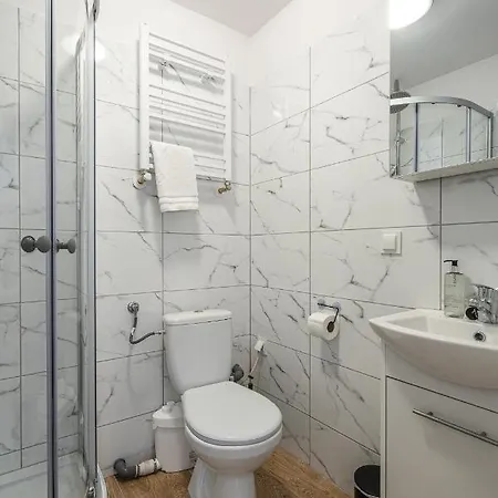 Lejlighed Rentplanet - Dworcowa